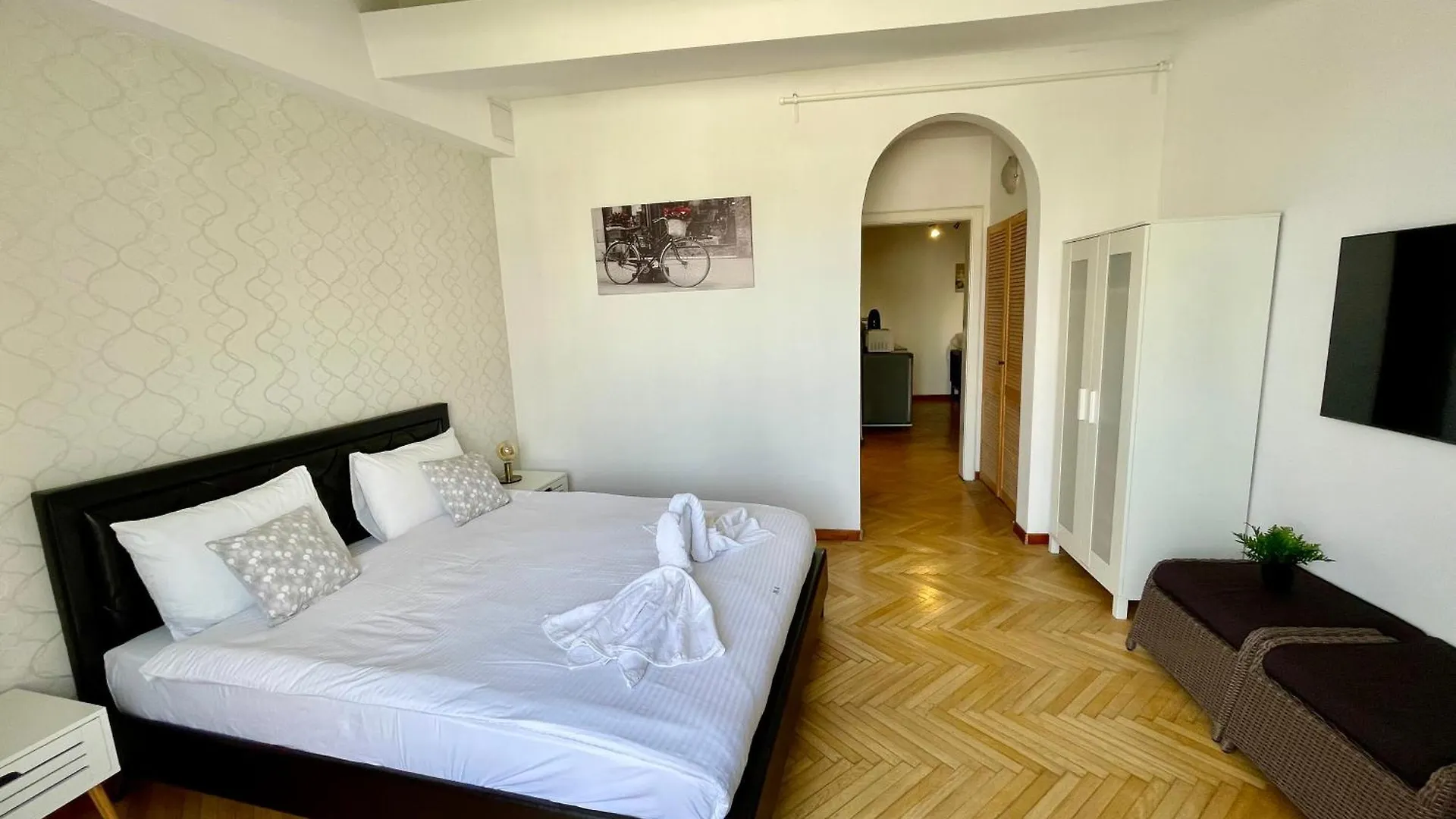 Metropole Apartments - Old City Boekarest