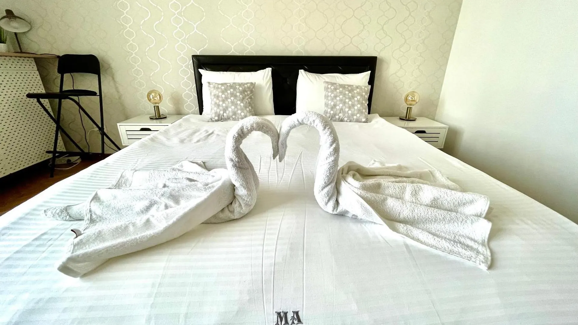 Metropole Apartments - Old City Boekarest